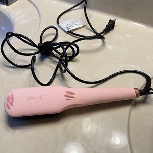 L’ange blush straightening brush